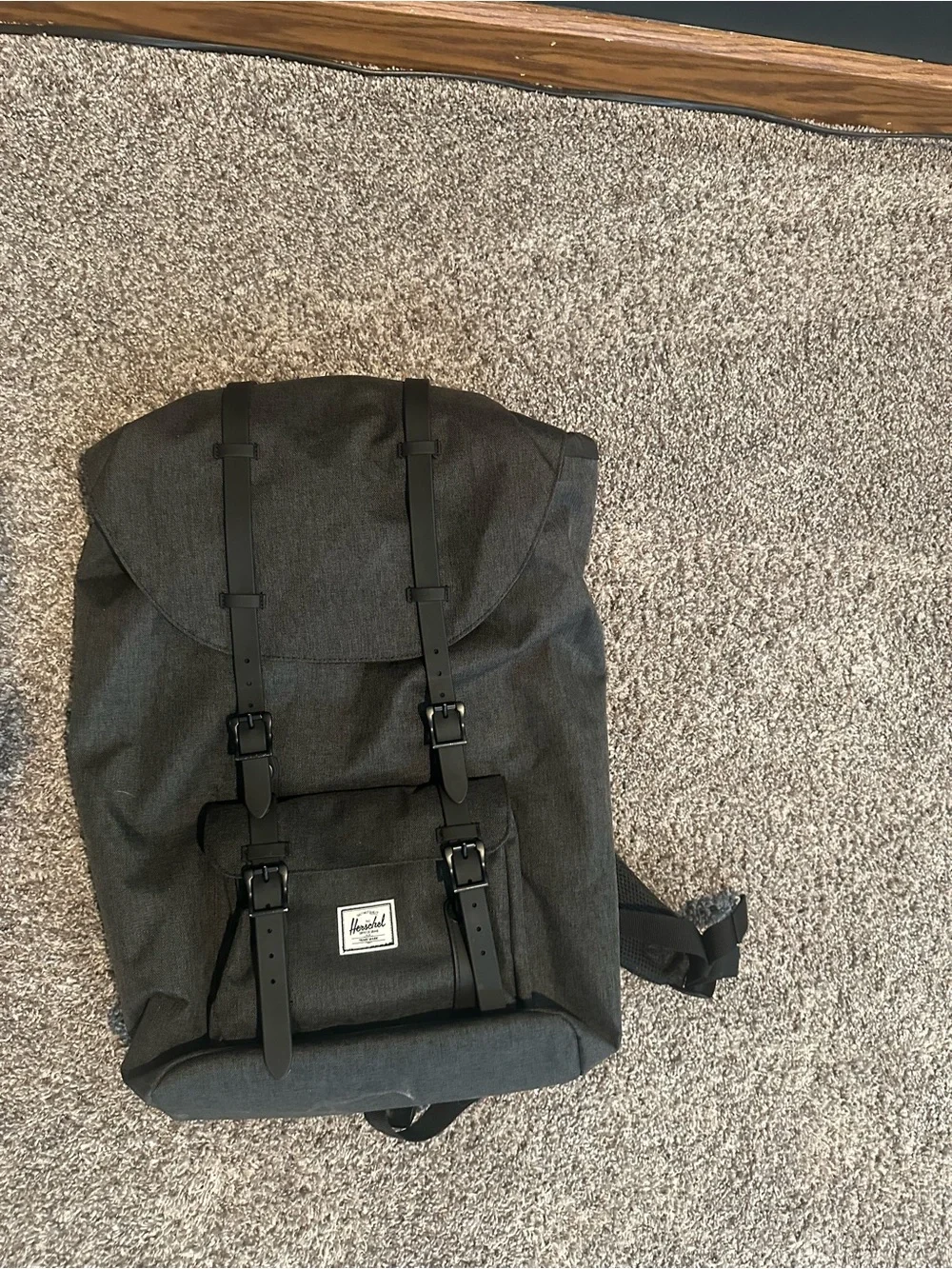 Herschel Supply Company roll top